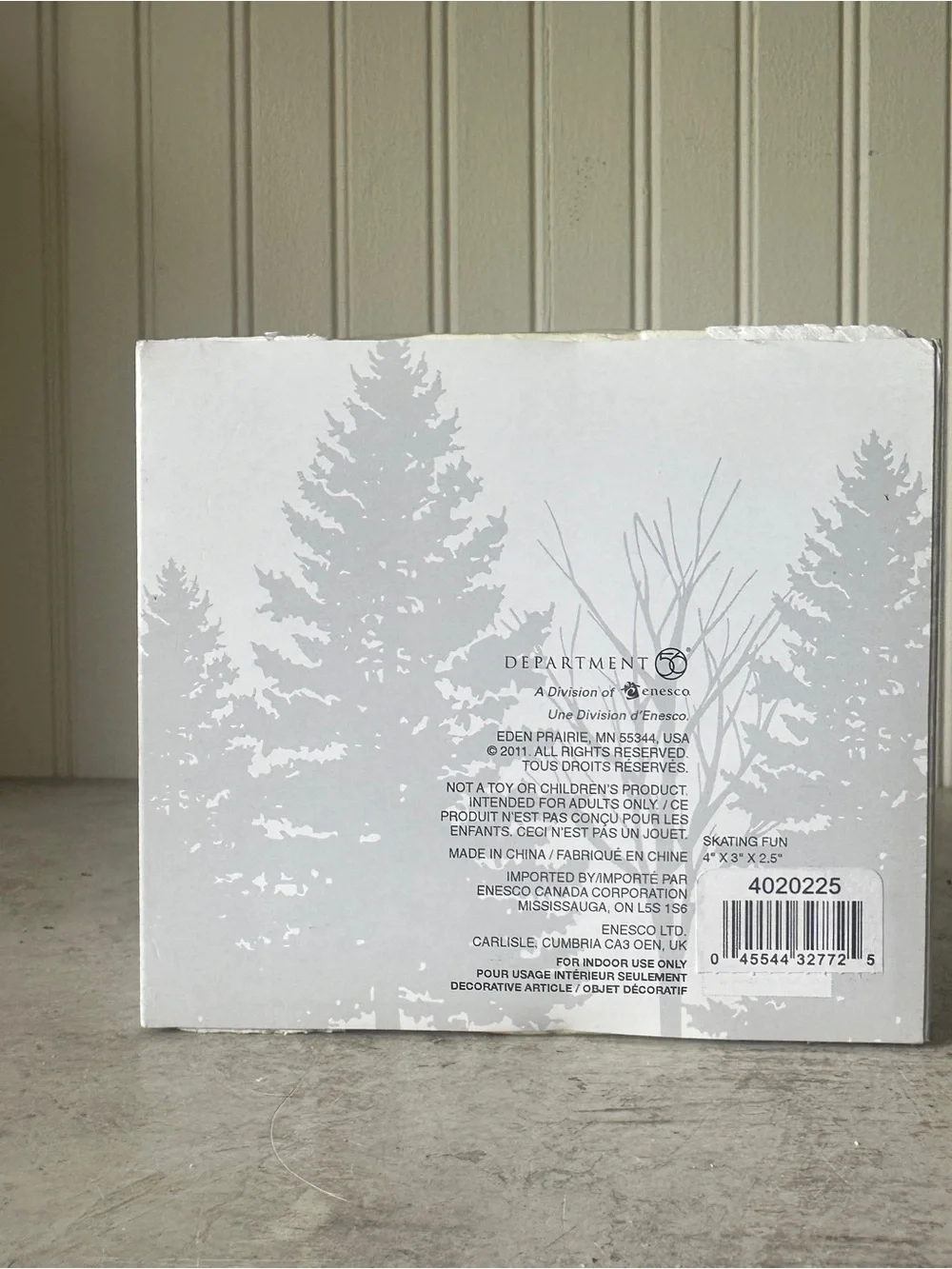 Dept 56 Snow Village Skating Fun 4020225 Christmas Village Accessory w Box 2011